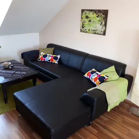 Happy Family-apartment Apartment